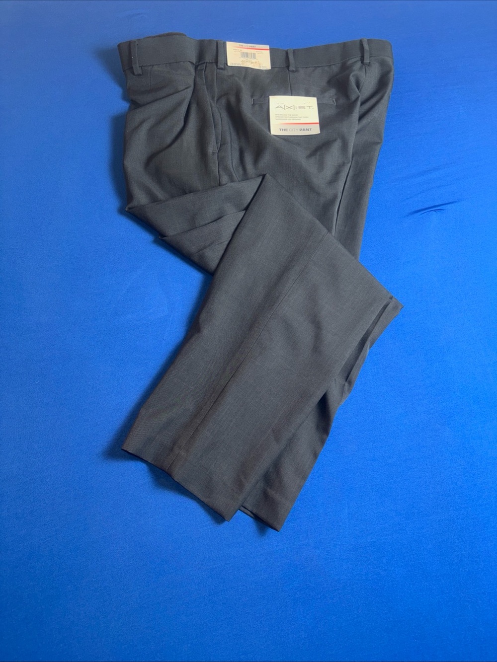 Men Axist The City Gray Charcoal‎ 38x32 Straighter Thru Thigh Narrow Leg NWT